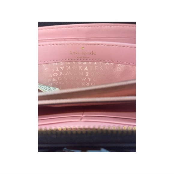 Pink Kate Spade ♠️ Wallet - Picture 4 of 6